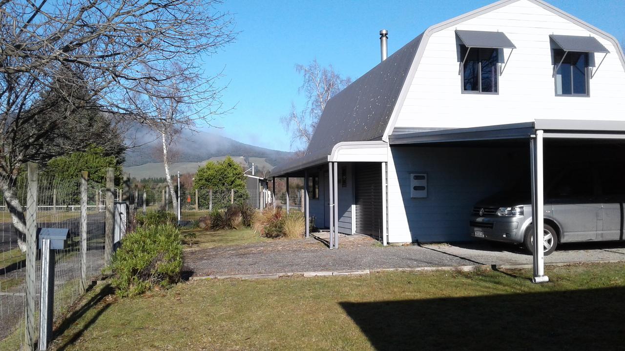 The Barn In Turangi Villa ภายนอก รูปภาพ
