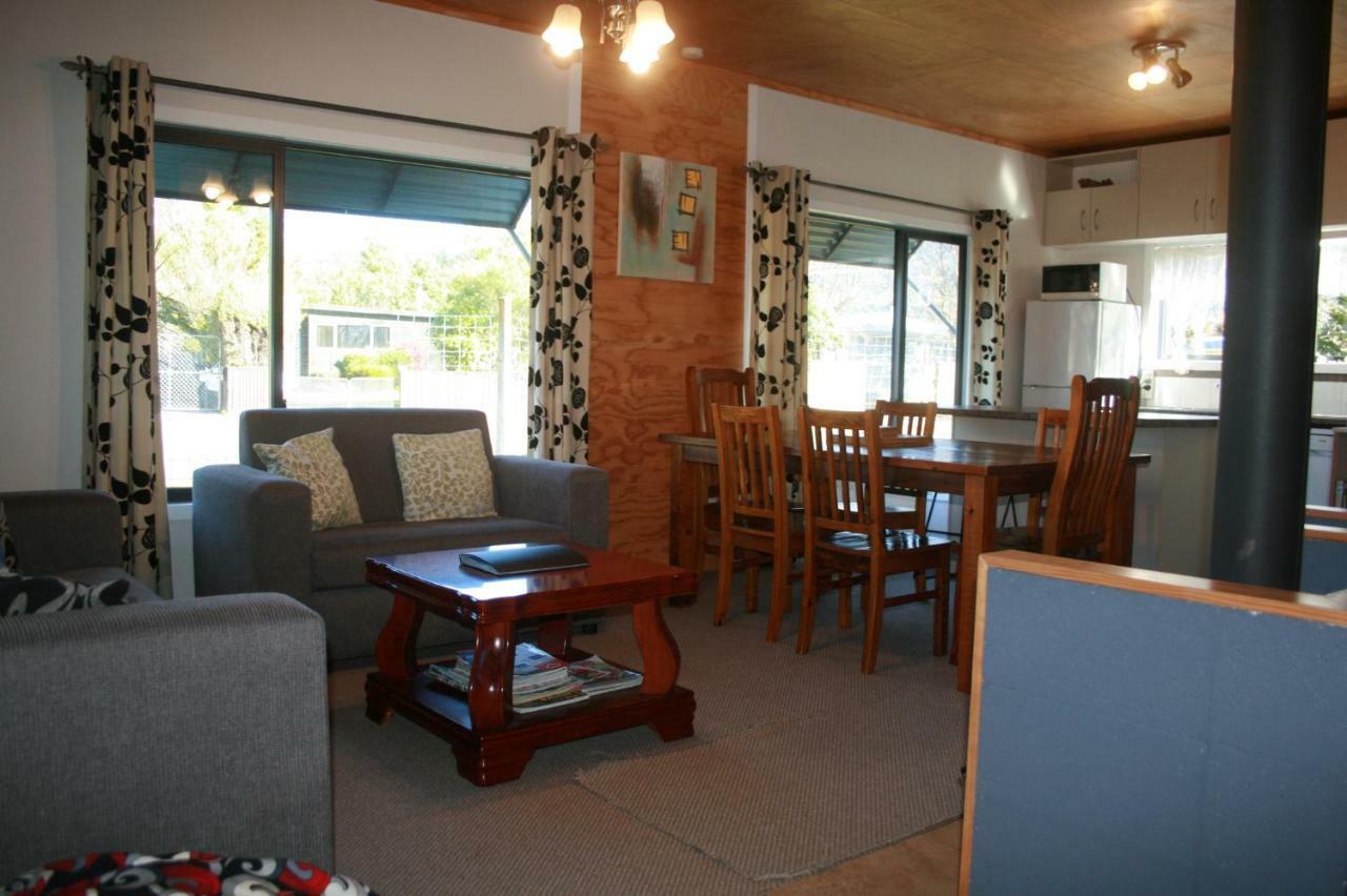 The Barn In Turangi Villa ภายนอก รูปภาพ